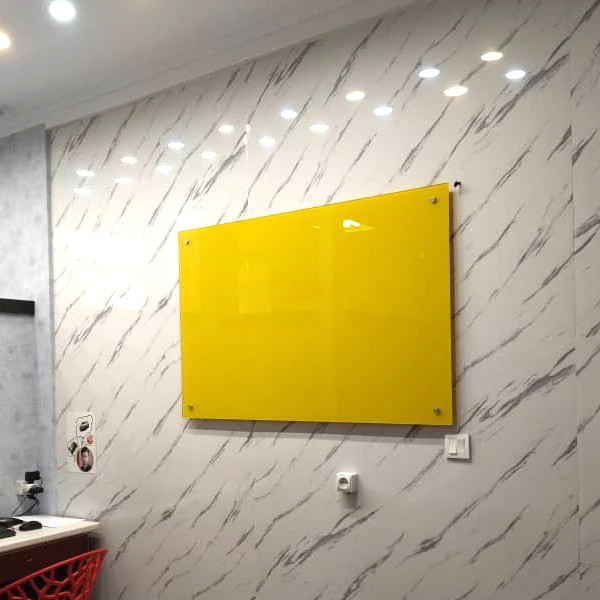 وایتبرد شیشهای عکسنگ مدل AXANG -5071 سایز 50x71 سانتیمتر