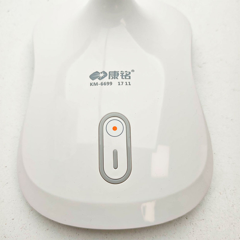 چراغ مطالعه مدل شارژی لمسی کد KM-6699