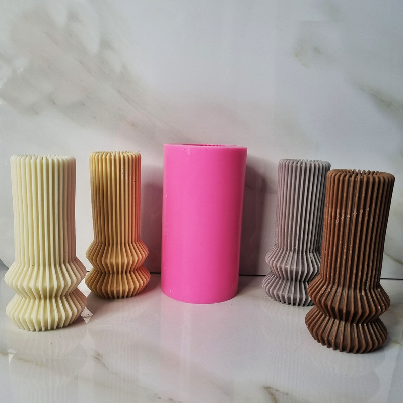 قالب شمع مدل استوانه شیاردار چین دار کد C15CM