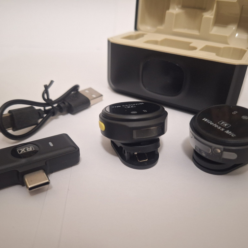 ست میکروفن بی سیم مدل pro4 با درگاه اتصال تایپ سی