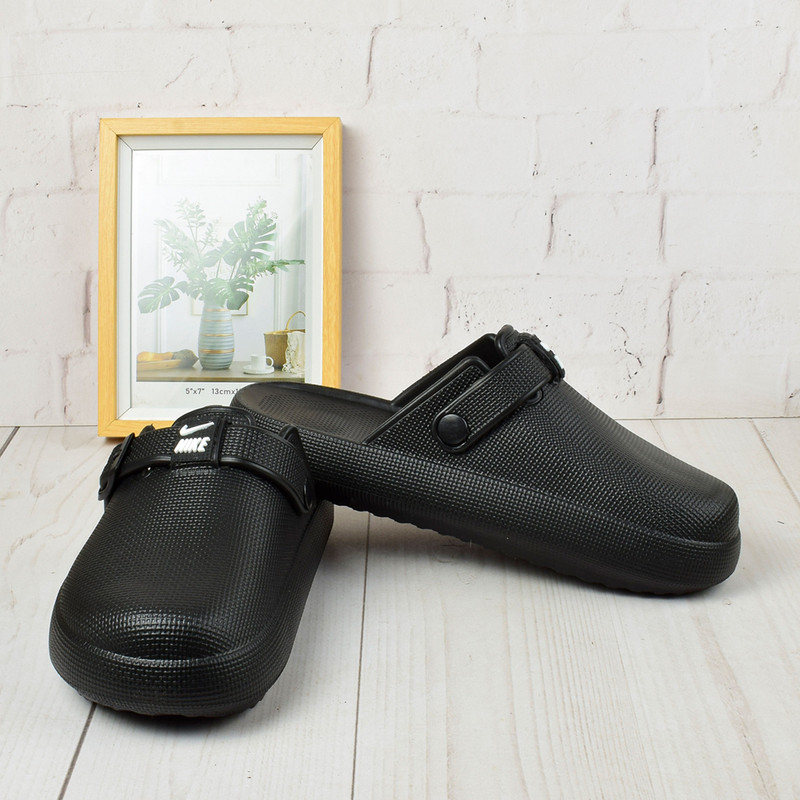 دمپایی حمام مدل جلو بسته UGG BK.1993