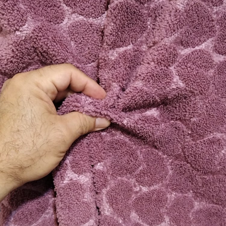 حوله زمانیان مدل ورزشی طرح قلب برجسته کد SPH110 سایز 50 × 110 سانتی متر