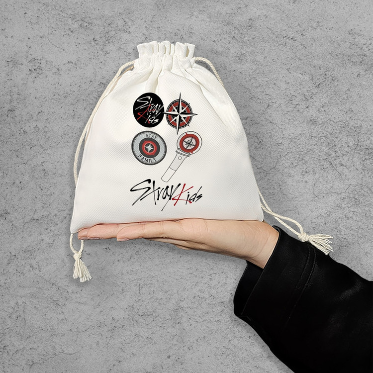 نظم دهنده خندالو مدل گروه موسیقی استری کیدز (Stray Kids) کد H2893-S