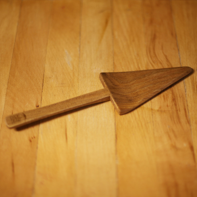 کفگیر سرو کیک مدل wood