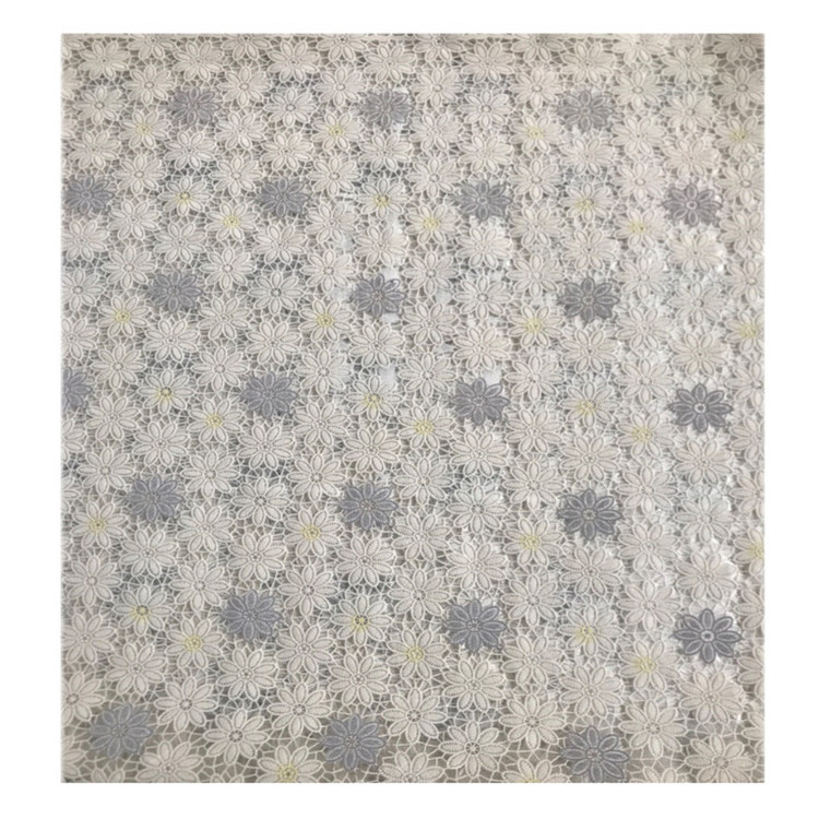 سفره 6 نفره مدل رویال طرح گیپور کد 06 سایز 150×100 سانتی متر