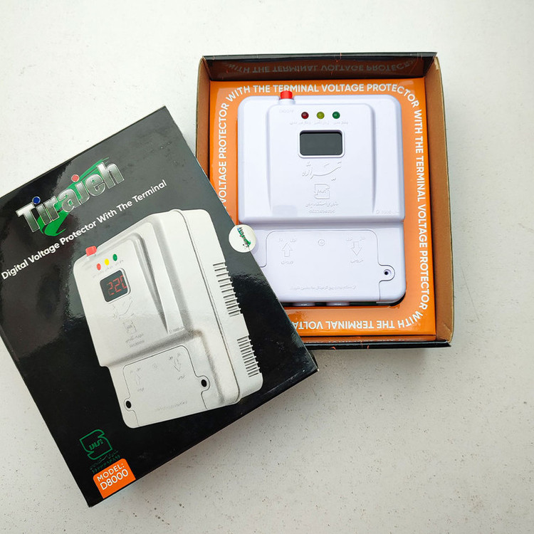 محافظ ولتاژ تیراژه مدل دیجیتالی ترمینالی D8000